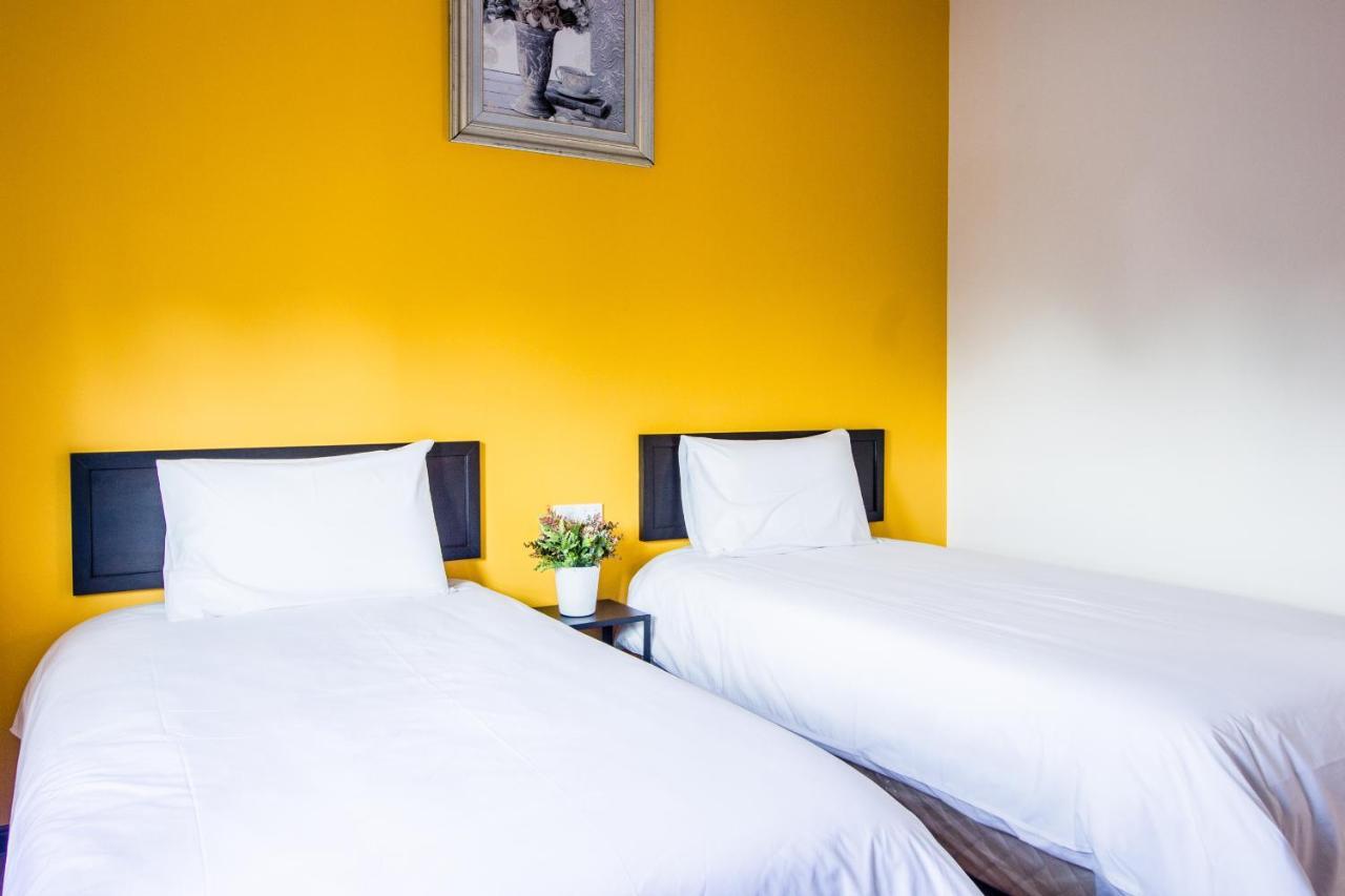 Explore 5Br Gardenhouse Retreats Butterworth Buitenkant foto
